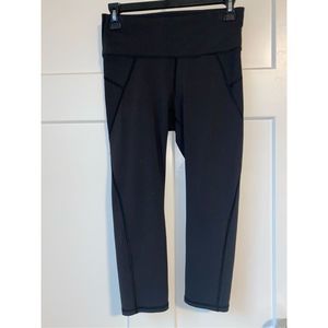 Athleta Black Capri Leggings